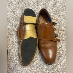 Spring mens dress shoes size 10.5